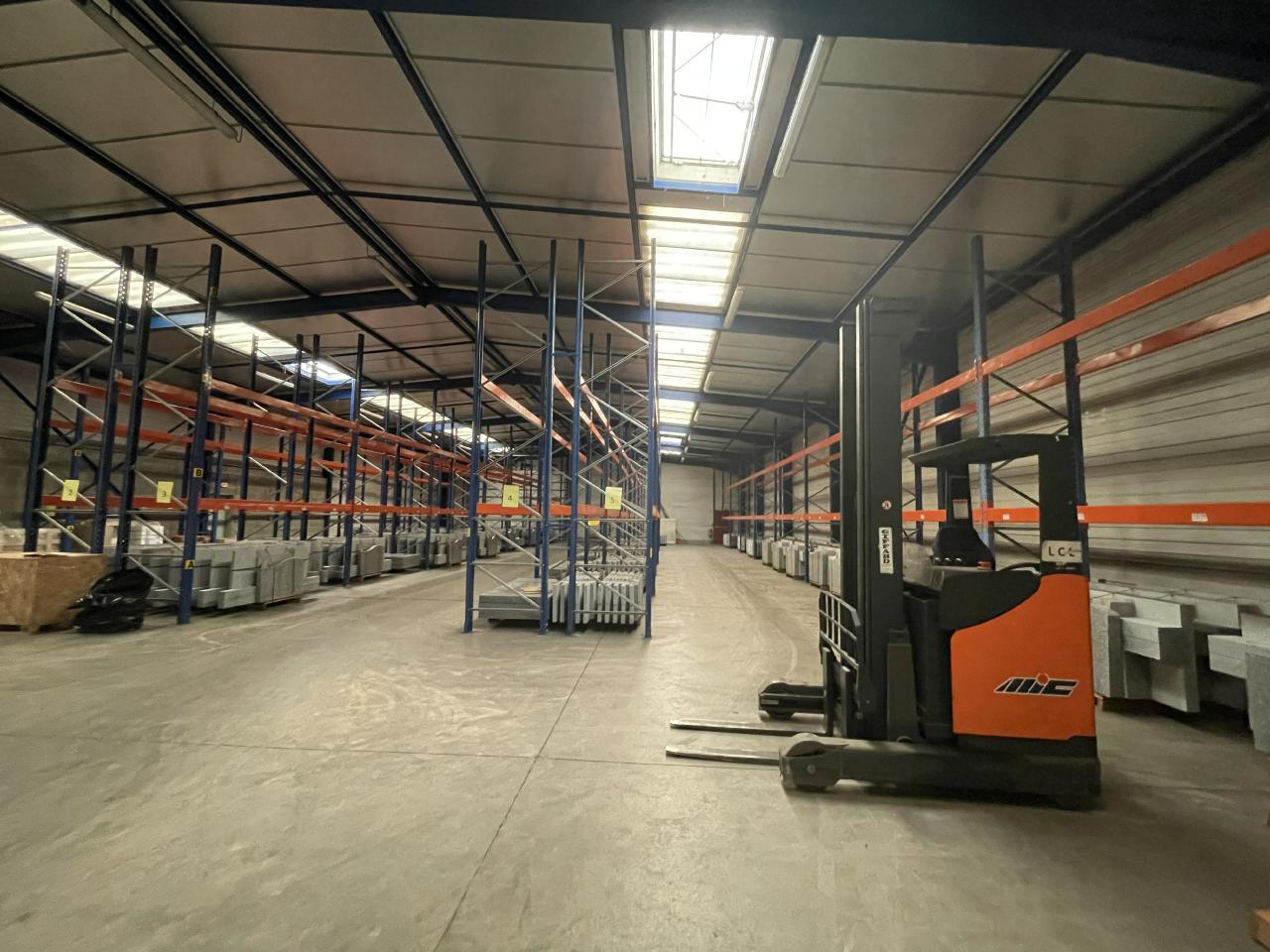 Local d'activité Maen Roch 835m² Vente local d'activité Maen Roch Ille-et-Vilaine OVACT2316701 9